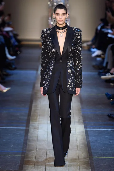 Look 31